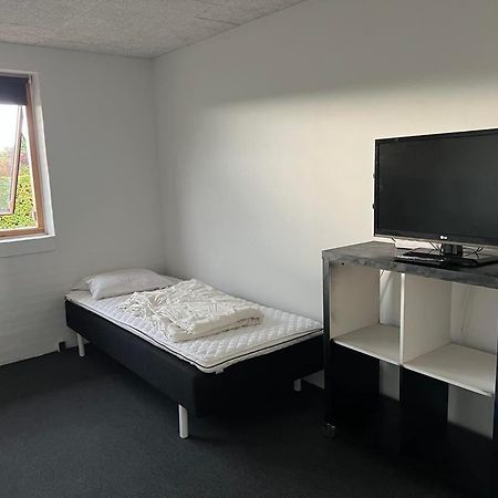 Ebbesens Bed And Bath - Two Double Rooms Herning Exterior foto